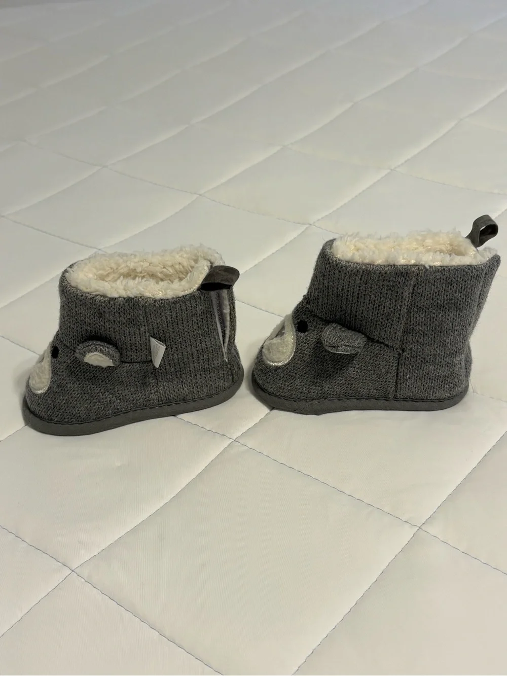 NWOT-Kids Grey Bear Cozy Booties - Plush Lined Toddler Shoes